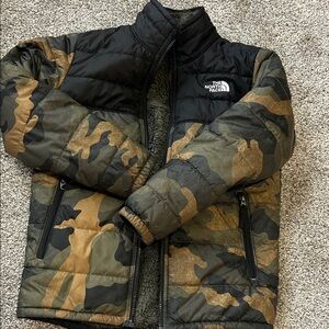 Kids The North Face Black and Camouflage Jacket